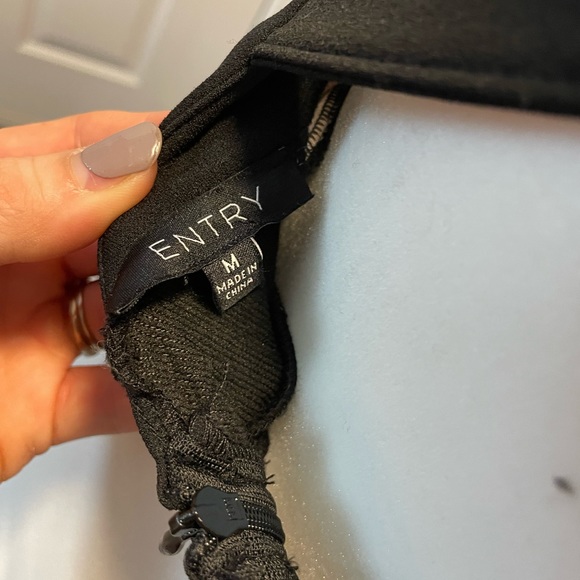 Entry strap dress - Picture 4 of 5